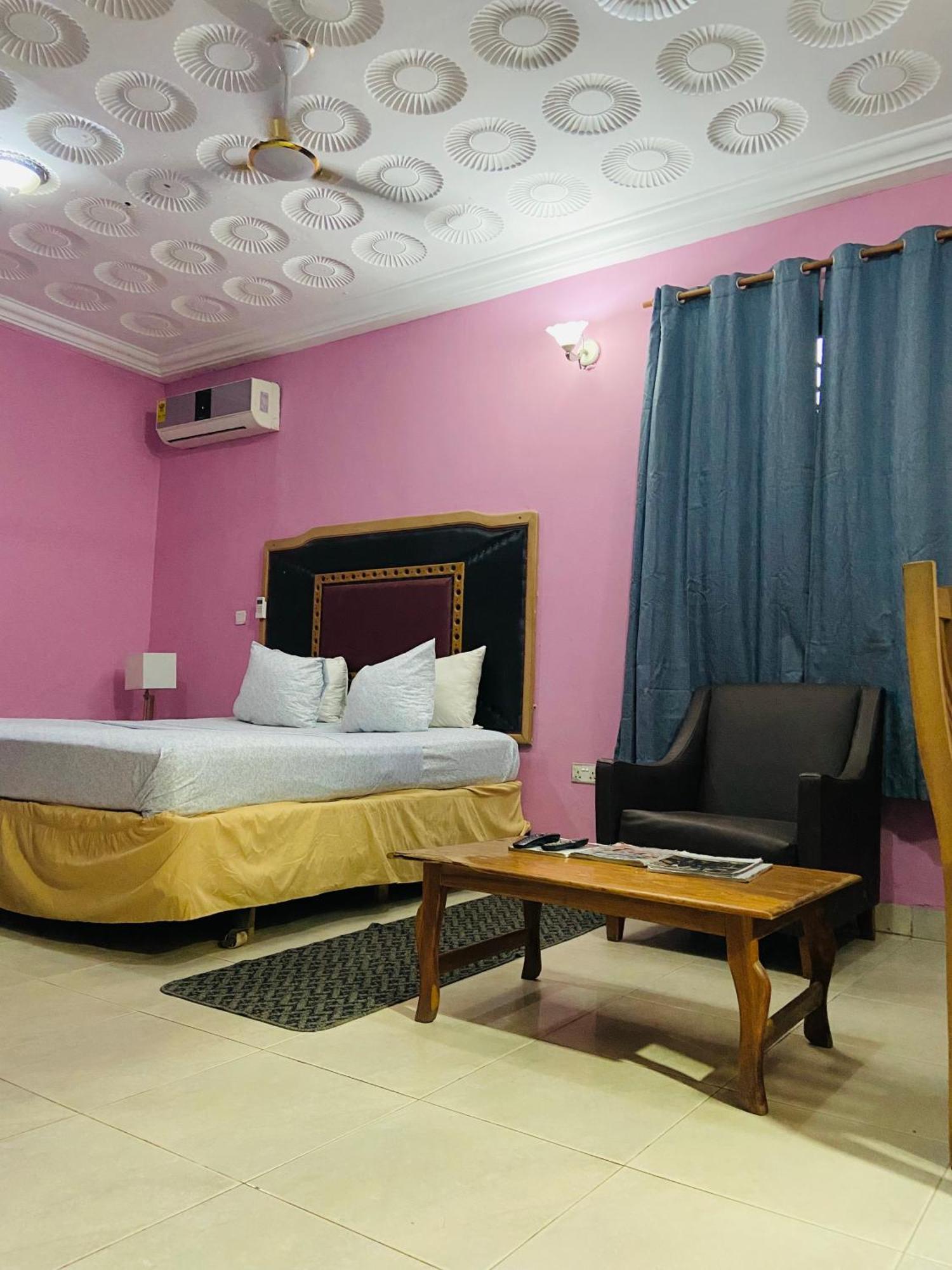 Hotel Heavens Gate Akra Zewnętrze zdjęcie