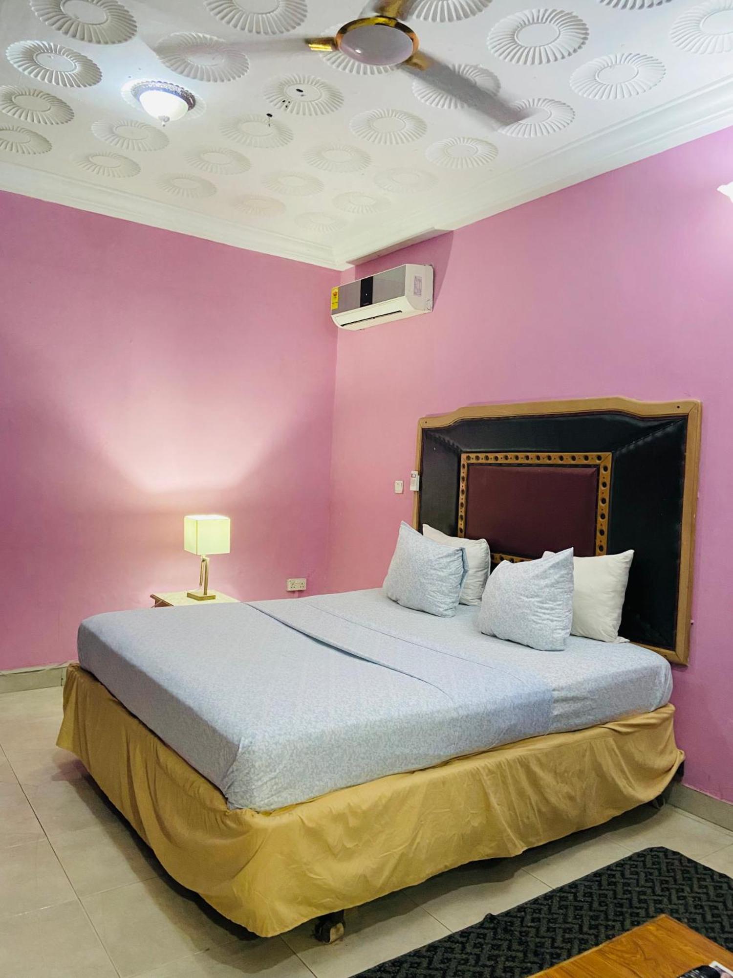 Hotel Heavens Gate Akra Zewnętrze zdjęcie