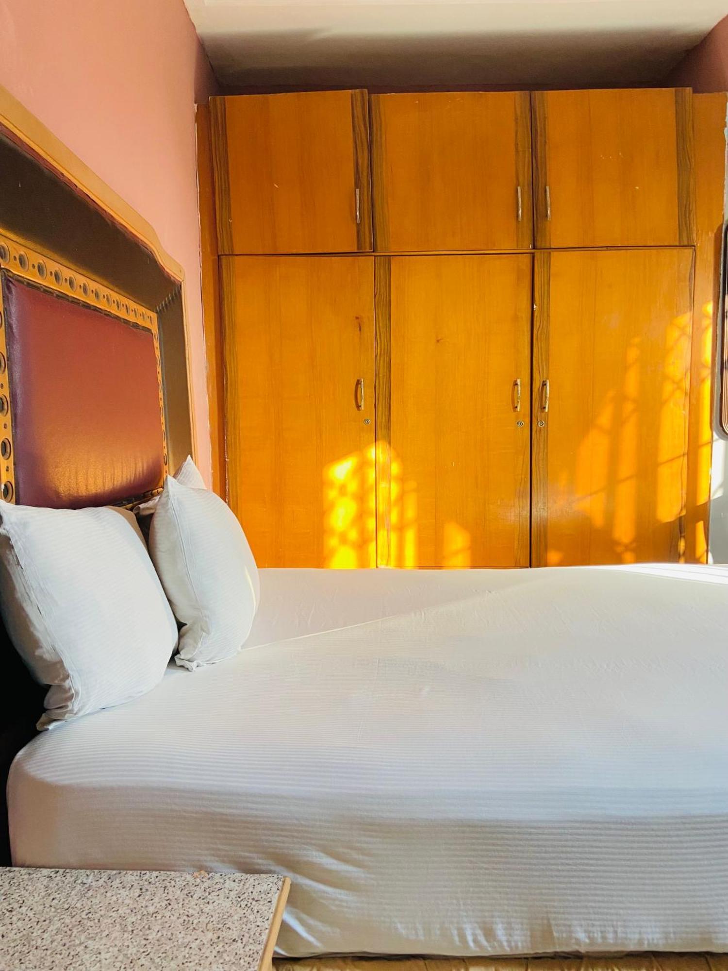 Hotel Heavens Gate Akra Zewnętrze zdjęcie